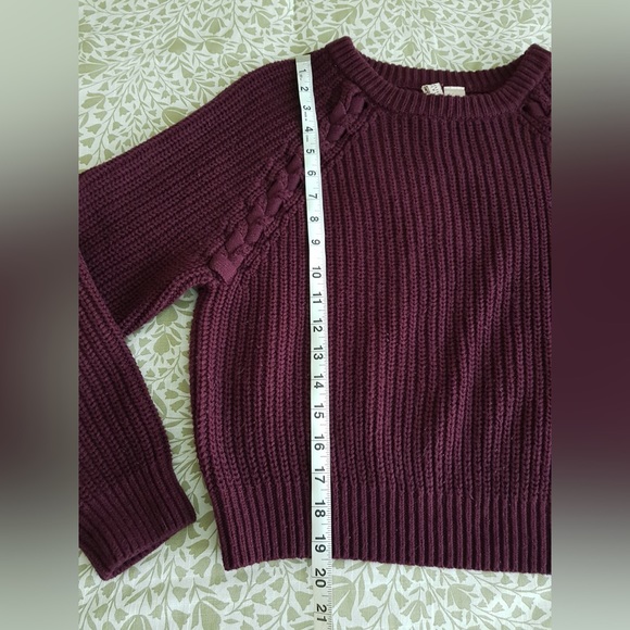 Knitted Sweater - Picture 5 of 9